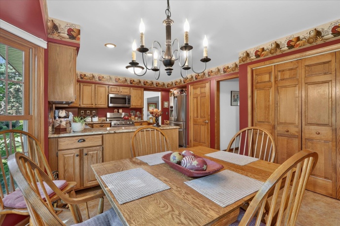 2976 Wedgewood, DEKALB, Illinois 60115, 4 Bedrooms Bedrooms, ,2 BathroomsBathrooms,House,For Sale,Wedgewood,202604523