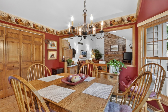 2976 Wedgewood, DEKALB, Illinois 60115, 4 Bedrooms Bedrooms, ,2 BathroomsBathrooms,House,For Sale,Wedgewood,202604523