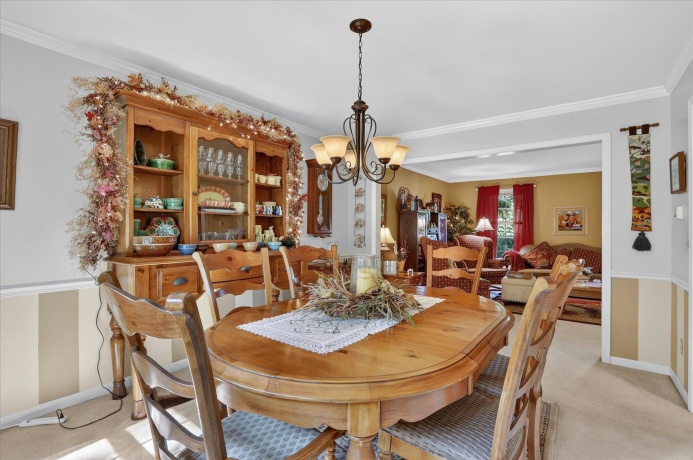 2976 Wedgewood, DEKALB, Illinois 60115, 4 Bedrooms Bedrooms, ,2 BathroomsBathrooms,House,For Sale,Wedgewood,202604523