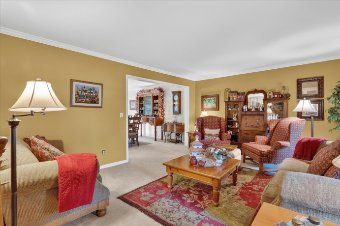 2976 Wedgewood, DEKALB, Illinois 60115, 4 Bedrooms Bedrooms, ,2 BathroomsBathrooms,House,For Sale,Wedgewood,202604523