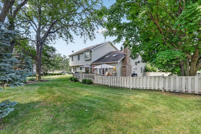 2976 Wedgewood, DEKALB, Illinois 60115, 4 Bedrooms Bedrooms, ,2 BathroomsBathrooms,House,For Sale,Wedgewood,202604523