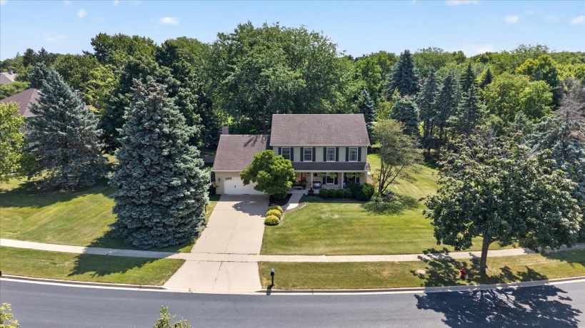 2976 Wedgewood, DEKALB, Illinois 60115, 4 Bedrooms Bedrooms, ,2 BathroomsBathrooms,House,For Sale,Wedgewood,202604523