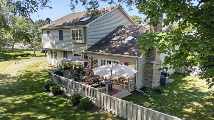 2976 Wedgewood, DEKALB, Illinois 60115, 4 Bedrooms Bedrooms, ,2 BathroomsBathrooms,House,For Sale,Wedgewood,202604523