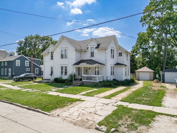 1011 WHITNEY, BELVIDERE, Illinois 61008, ,2 Units,For Sale,WHITNEY,202604551
