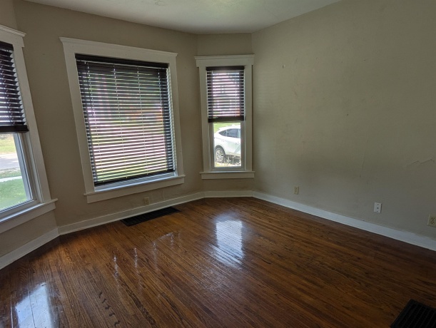 1453 Float, FREEPORT, Illinois 61032, 3 Bedrooms Bedrooms, ,1 BathroomBathrooms,House,For Sale,Float,202604558