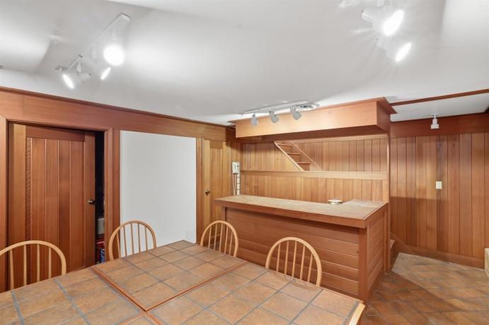 15721 Lakeside, STERLING, Illinois 61081, 4 Bedrooms Bedrooms, ,3 BathroomsBathrooms,House,For Sale,Lakeside,202604560