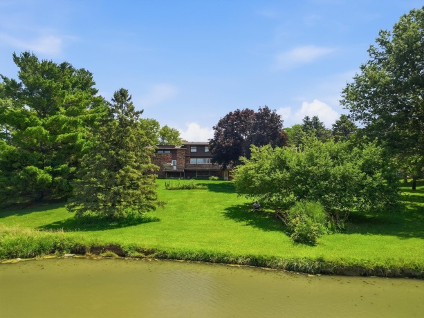 15721 Lakeside, STERLING, Illinois 61081, 4 Bedrooms Bedrooms, ,3 BathroomsBathrooms,House,For Sale,Lakeside,202604560