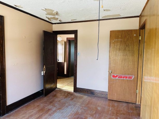 325 Moseley, FREEPORT, Illinois 61032, 3 Bedrooms Bedrooms, ,1 BathroomBathrooms,House,For Sale,Moseley,202604561