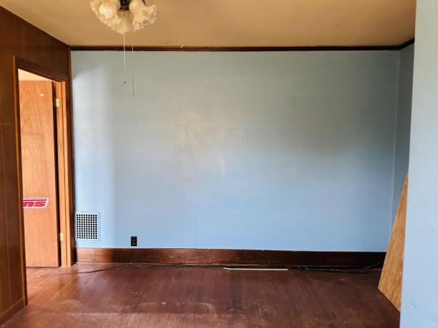 325 Moseley, FREEPORT, Illinois 61032, 3 Bedrooms Bedrooms, ,1 BathroomBathrooms,House,For Sale,Moseley,202604561