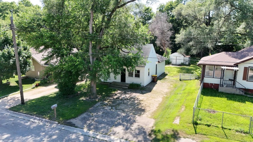 3111 8th, ROCKFORD, Illinois 61109, 2 Bedrooms Bedrooms, ,1 BathroomBathrooms,House,For Sale,8th,202604562