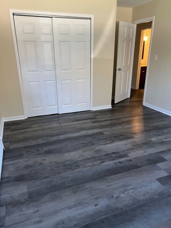 196 Flintridge, ROCKFORD, Illinois 61107, ,5+ Units,For Sale,Flintridge,202604563