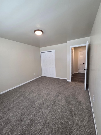 196 Flintridge, ROCKFORD, Illinois 61107, ,5+ Units,For Sale,Flintridge,202604563