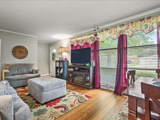 4210 Buckingham, ROCKFORD, Illinois 61107, 2 Bedrooms Bedrooms, ,1 BathroomBathrooms,House,For Sale,Buckingham,202604571