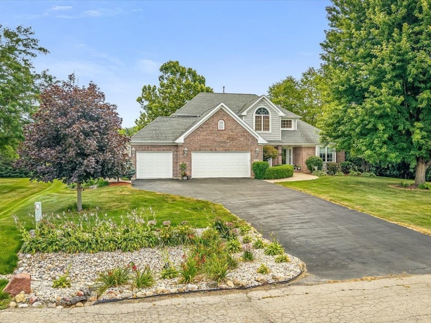 2808 STINSON, POPLAR GROVE, Illinois 61065, 5 Bedrooms Bedrooms, ,3 BathroomsBathrooms,House,For Sale,STINSON,202604572