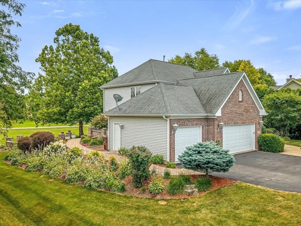 2808 STINSON, POPLAR GROVE, Illinois 61065, 5 Bedrooms Bedrooms, ,3 BathroomsBathrooms,House,For Sale,STINSON,202604572