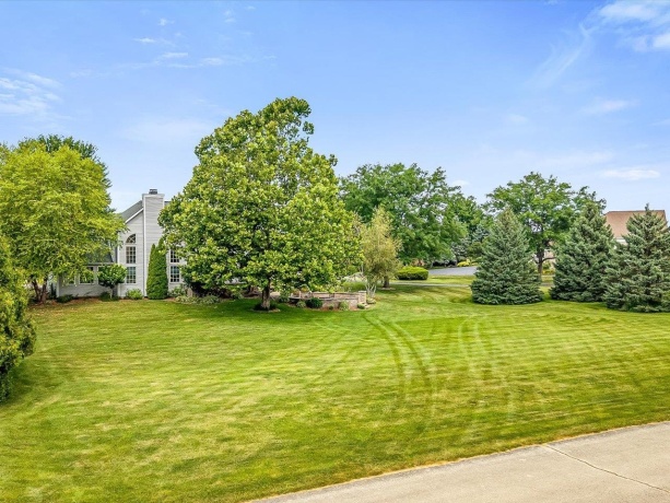 2808 STINSON, POPLAR GROVE, Illinois 61065, 5 Bedrooms Bedrooms, ,3 BathroomsBathrooms,House,For Sale,STINSON,202604572