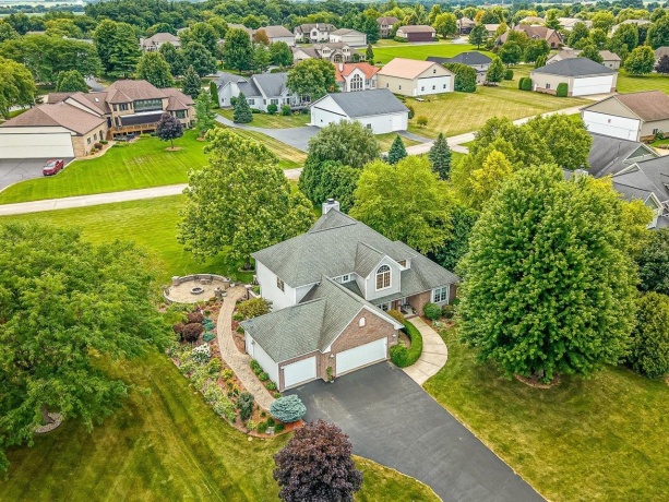 2808 STINSON, POPLAR GROVE, Illinois 61065, 5 Bedrooms Bedrooms, ,3 BathroomsBathrooms,House,For Sale,STINSON,202604572