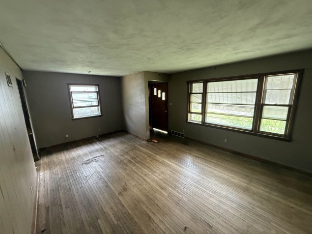 1309 Float, FREEPORT, Illinois 61032, 3 Bedrooms Bedrooms, ,1 BathroomBathrooms,House,For Sale,Float,202604573