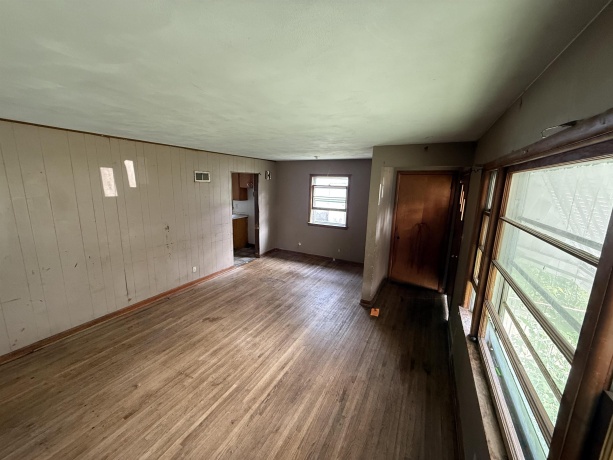 1309 Float, FREEPORT, Illinois 61032, 3 Bedrooms Bedrooms, ,1 BathroomBathrooms,House,For Sale,Float,202604573