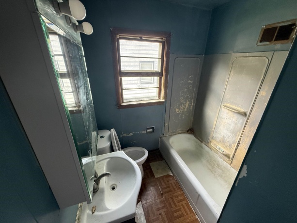 1309 Float, FREEPORT, Illinois 61032, 3 Bedrooms Bedrooms, ,1 BathroomBathrooms,House,For Sale,Float,202604573