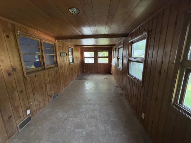 1309 Float, FREEPORT, Illinois 61032, 3 Bedrooms Bedrooms, ,1 BathroomBathrooms,House,For Sale,Float,202604573