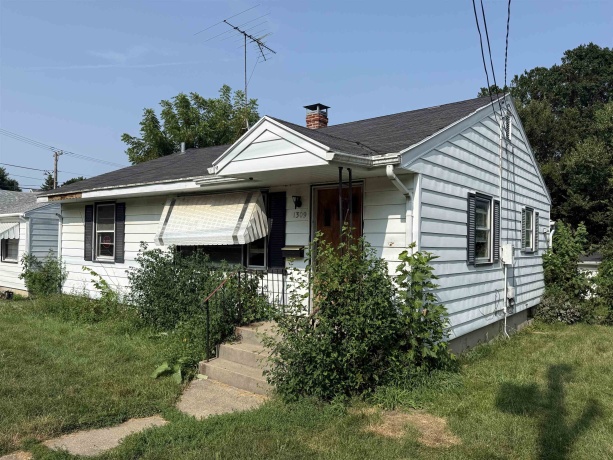 1309 Float, FREEPORT, Illinois 61032, 3 Bedrooms Bedrooms, ,1 BathroomBathrooms,House,For Sale,Float,202604573