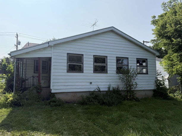 1309 Float, FREEPORT, Illinois 61032, 3 Bedrooms Bedrooms, ,1 BathroomBathrooms,House,For Sale,Float,202604573