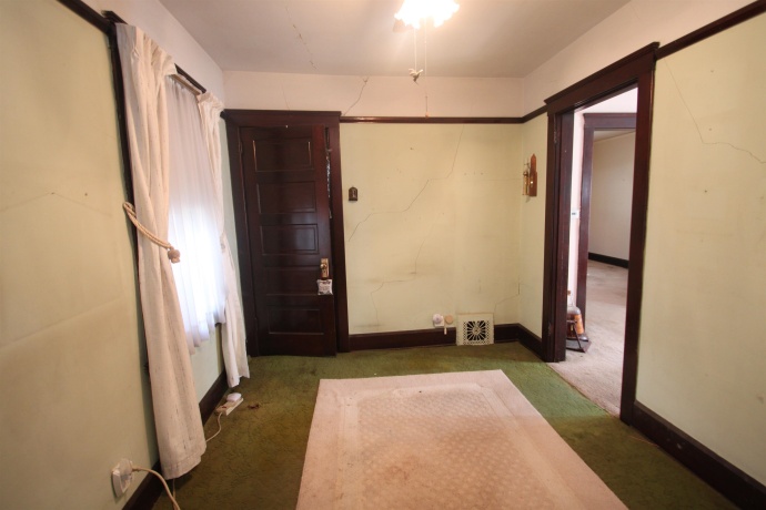 1304 Montague, ROCKFORD, Illinois 61102, 4 Bedrooms Bedrooms, ,2 BathroomsBathrooms,House,For Sale,Montague,202604574