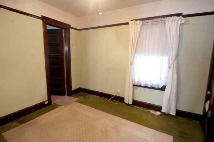 1304 Montague, ROCKFORD, Illinois 61102, 4 Bedrooms Bedrooms, ,2 BathroomsBathrooms,House,For Sale,Montague,202604574