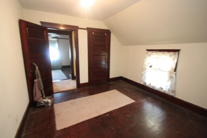1304 Montague, ROCKFORD, Illinois 61102, 4 Bedrooms Bedrooms, ,2 BathroomsBathrooms,House,For Sale,Montague,202604574