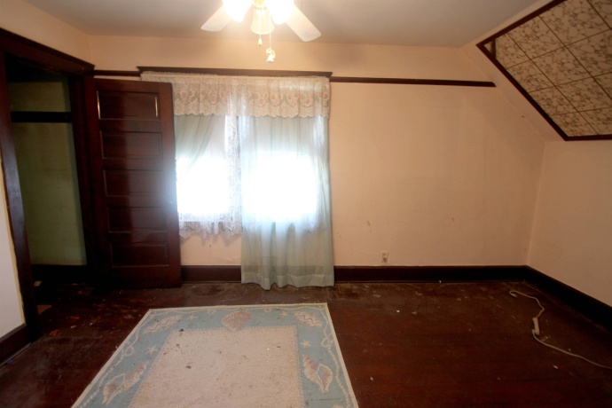 1304 Montague, ROCKFORD, Illinois 61102, 4 Bedrooms Bedrooms, ,2 BathroomsBathrooms,House,For Sale,Montague,202604574