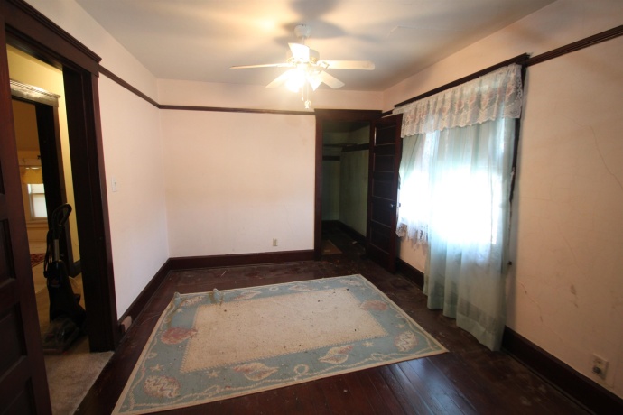 1304 Montague, ROCKFORD, Illinois 61102, 4 Bedrooms Bedrooms, ,2 BathroomsBathrooms,House,For Sale,Montague,202604574