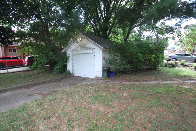 1304 Montague, ROCKFORD, Illinois 61102, 4 Bedrooms Bedrooms, ,2 BathroomsBathrooms,House,For Sale,Montague,202604574