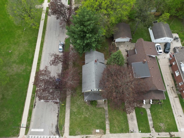 1304 Montague, ROCKFORD, Illinois 61102, 4 Bedrooms Bedrooms, ,2 BathroomsBathrooms,House,For Sale,Montague,202604574