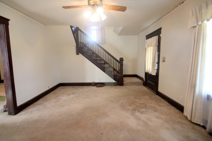 1304 Montague, ROCKFORD, Illinois 61102, 4 Bedrooms Bedrooms, ,2 BathroomsBathrooms,House,For Sale,Montague,202604574