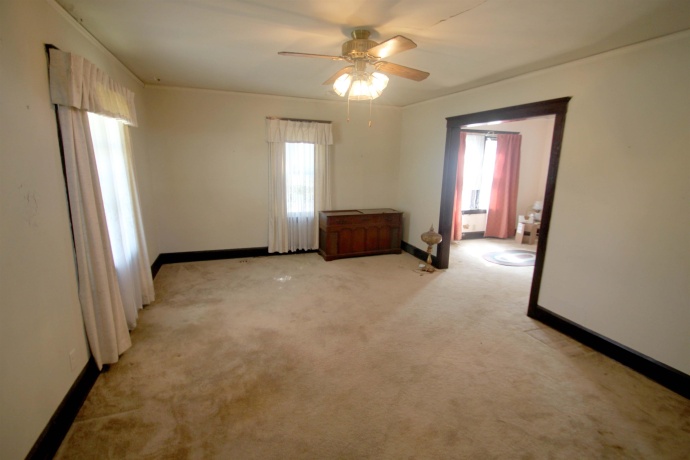 1304 Montague, ROCKFORD, Illinois 61102, 4 Bedrooms Bedrooms, ,2 BathroomsBathrooms,House,For Sale,Montague,202604574