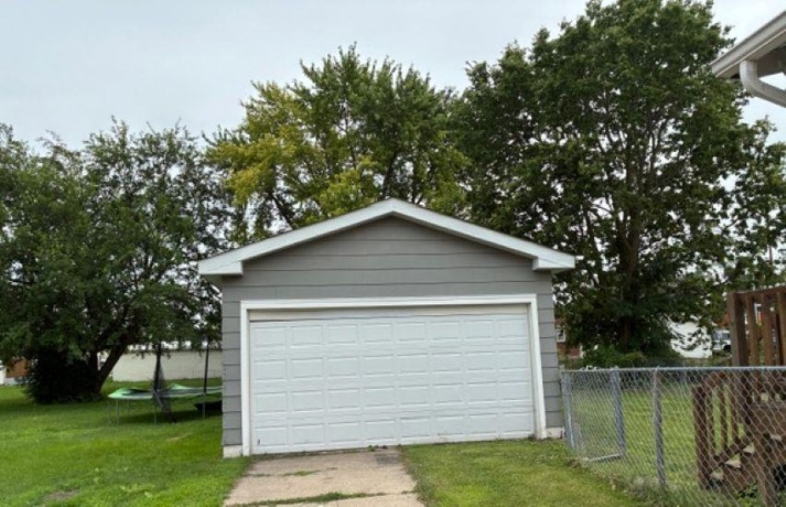 916 Ingersoll, SOUTH BELOIT, Illinois 61080, 4 Bedrooms Bedrooms, ,2 BathroomsBathrooms,House,For Sale,Ingersoll,202604576