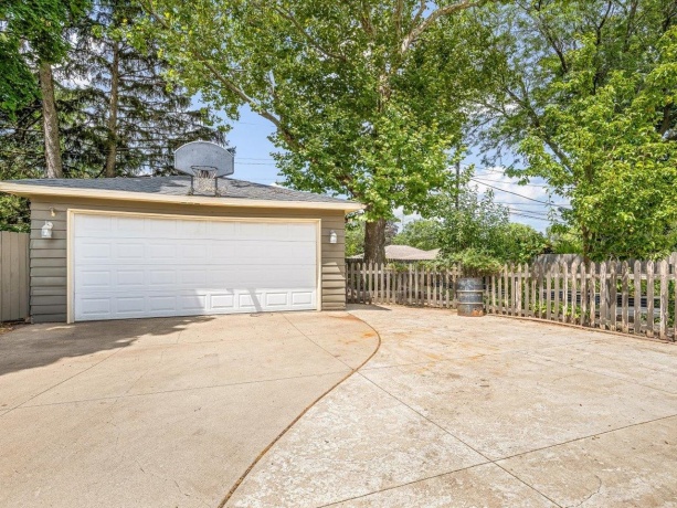 2331 Richard, ROCKFORD, Illinois 61108, 3 Bedrooms Bedrooms, ,1 BathroomBathrooms,House,For Sale,Richard,202604578