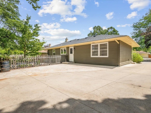 2331 Richard, ROCKFORD, Illinois 61108, 3 Bedrooms Bedrooms, ,1 BathroomBathrooms,House,For Sale,Richard,202604578