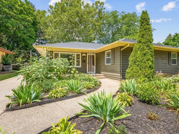 2331 Richard, ROCKFORD, Illinois 61108, 3 Bedrooms Bedrooms, ,1 BathroomBathrooms,House,For Sale,Richard,202604578