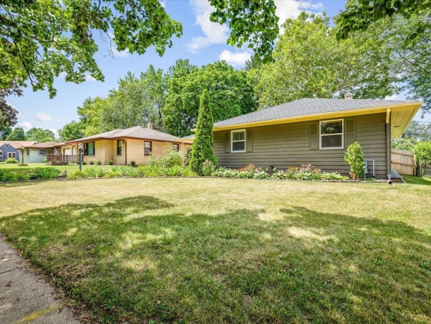 2331 Richard, ROCKFORD, Illinois 61108, 3 Bedrooms Bedrooms, ,1 BathroomBathrooms,House,For Sale,Richard,202604578