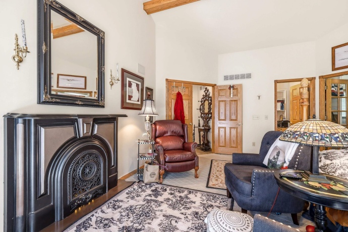 21 Harbor, GALENA, Illinois 61036, 3 Bedrooms Bedrooms, ,3 BathroomsBathrooms,House,For Sale,Harbor,202604580