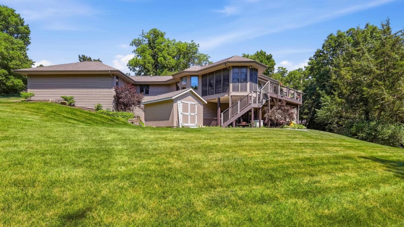 21 Harbor, GALENA, Illinois 61036, 3 Bedrooms Bedrooms, ,3 BathroomsBathrooms,House,For Sale,Harbor,202604580
