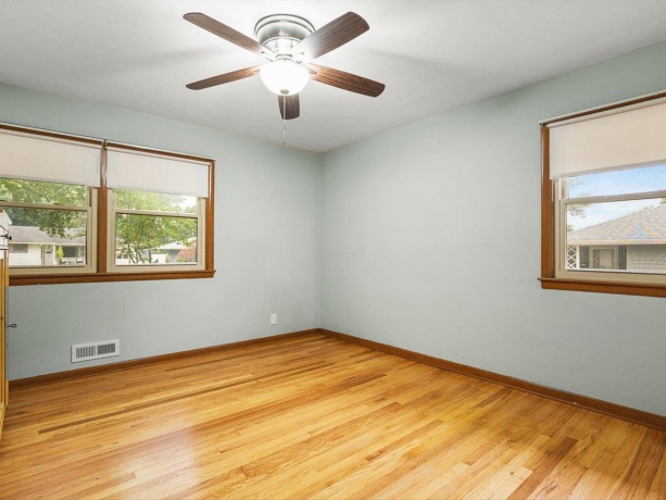 3816 Beach St, ROCKFORD, Illinois 61108, 3 Bedrooms Bedrooms, ,1 BathroomBathrooms,House,For Sale,Beach St,202604581