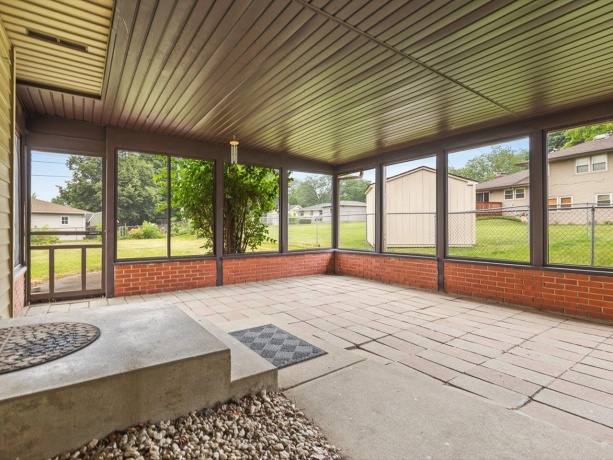 3816 Beach St, ROCKFORD, Illinois 61108, 3 Bedrooms Bedrooms, ,1 BathroomBathrooms,House,For Sale,Beach St,202604581