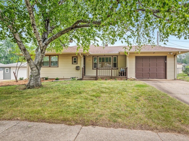 3816 Beach St, ROCKFORD, Illinois 61108, 3 Bedrooms Bedrooms, ,1 BathroomBathrooms,House,For Sale,Beach St,202604581