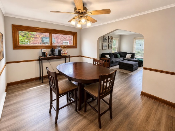 325 Oak Knolls, ROCKFORD, Illinois 61107, 3 Bedrooms Bedrooms, ,2 BathroomsBathrooms,House,For Sale,Oak Knolls,202604582