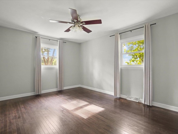 212 North, DURAND, Illinois 61024, 2 Bedrooms Bedrooms, ,2 BathroomsBathrooms,House,For Sale,North,202604585
