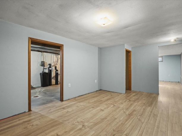 212 North, DURAND, Illinois 61024, 2 Bedrooms Bedrooms, ,2 BathroomsBathrooms,House,For Sale,North,202604585