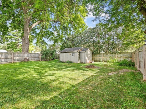 212 North, DURAND, Illinois 61024, 2 Bedrooms Bedrooms, ,2 BathroomsBathrooms,House,For Sale,North,202604585